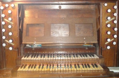 Console de l'orgue